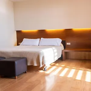 Turin 3* Барселона